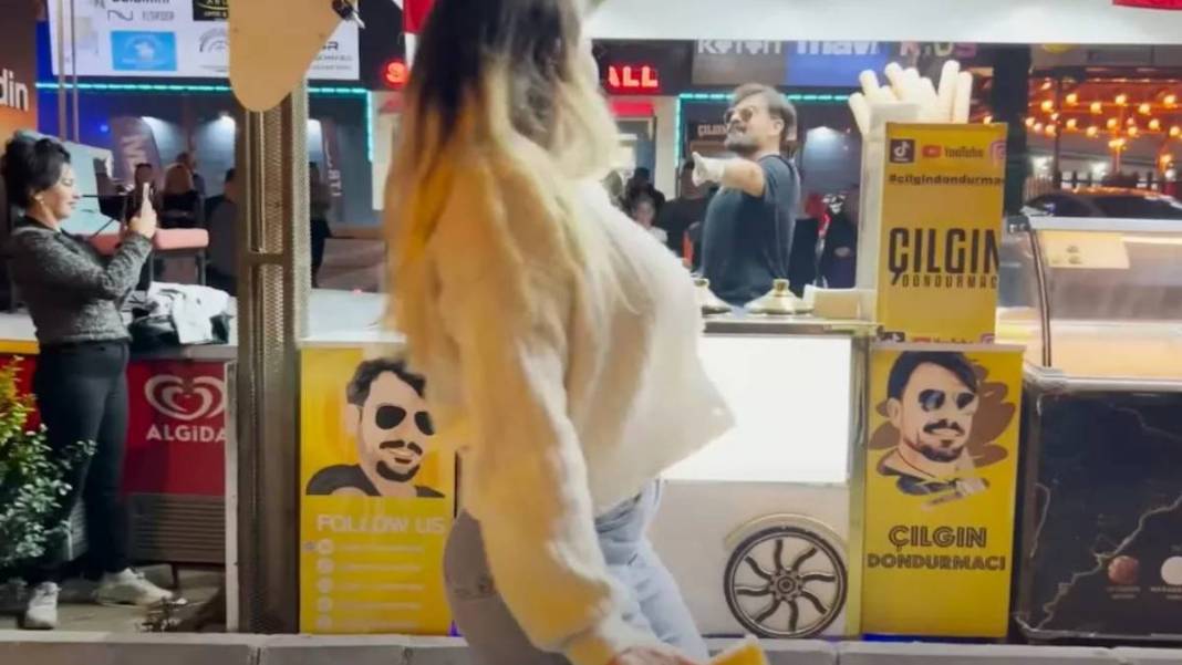 Çılgın Dondurmacı sınırı fena aştı! İzleyenlerin ağzı açık kaldı 1